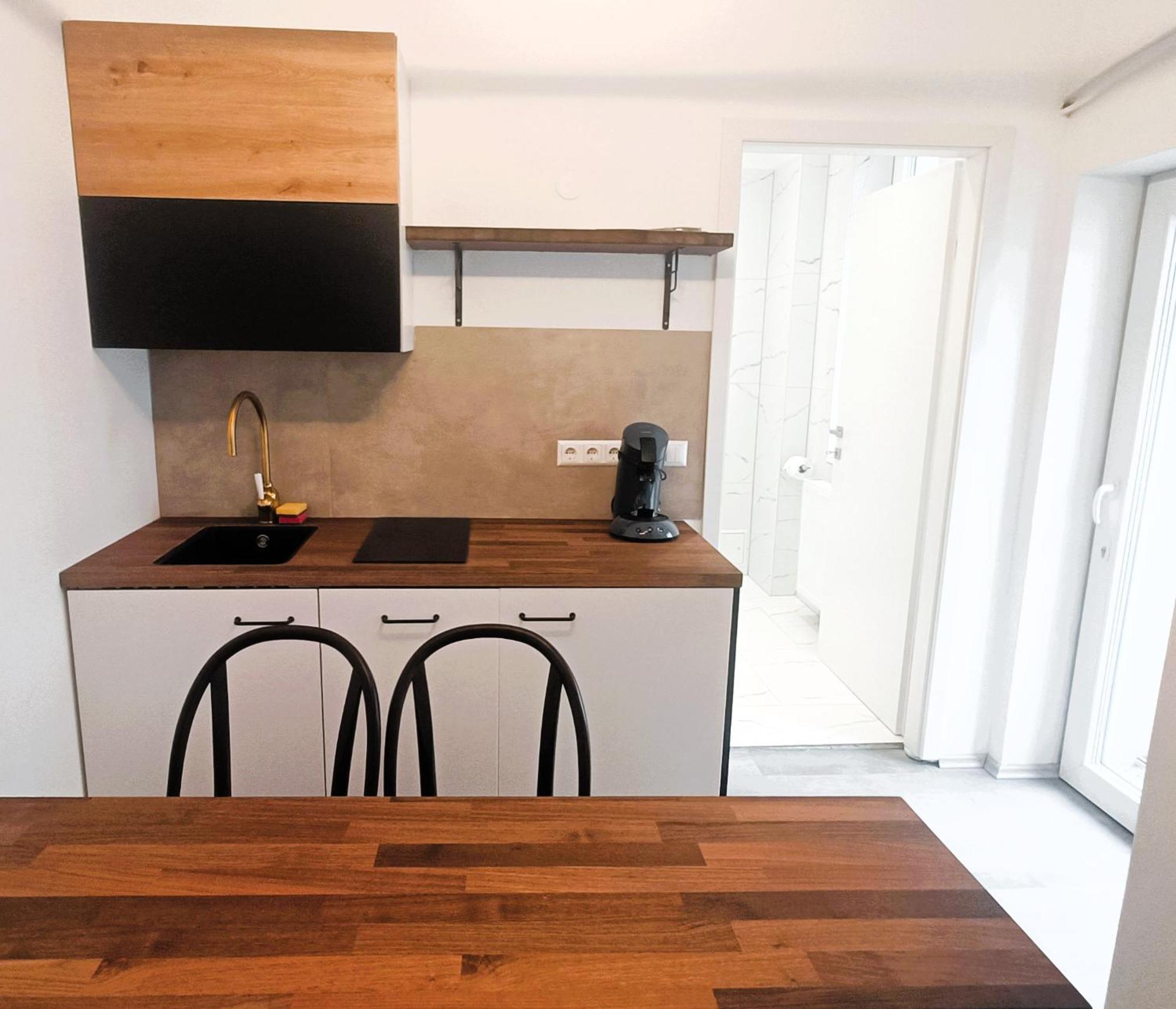 Townhouse Citycenter Klagenfurt am Woerthersee Exterior photo